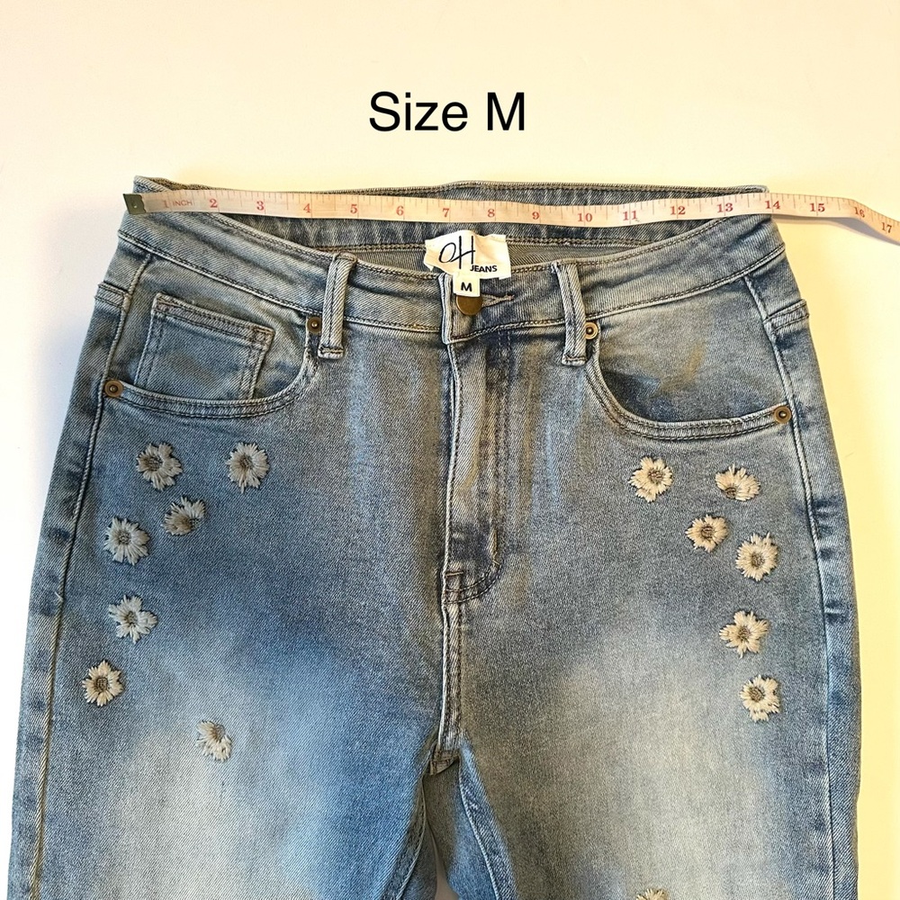 Oli & Hali Floral Embroidered Light Blue Jeans - Picture 6 of 9